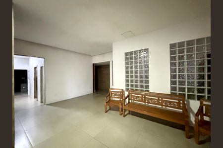 Apartamento à venda com 86m², 2 quartos e 1 vagaPortaria