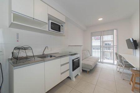 Apartamento para alugar com 27m², 1 quarto e sem vaga Apartamento para alugar com 27m², 1 quarto e sem vagaCozinha - Lavanderia Integrada