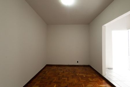 Casa para alugar com 2 quartos, 94m² em Jardim Paulistano, Jacareí