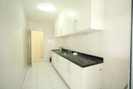 Apartamento para alugar com 70m², 2 quartos e 2 vagasCozinha