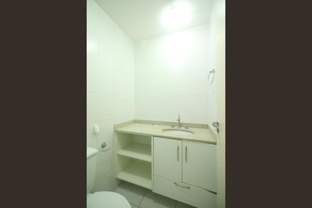 Apartamento para alugar com 70m², 2 quartos e 2 vagasBanheiro