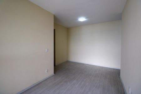 Apartamento para alugar com 70m², 2 quartos e 2 vagasSala