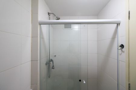 Apartamento para alugar com 70m², 2 quartos e 2 vagasBanheiro da Suíte