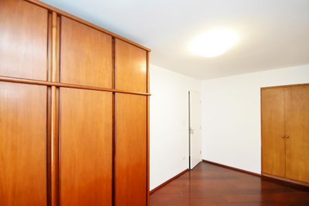 Apartamento para alugar com 70m², 2 quartos e 1 vaga Apartamento para alugar com 70m², 2 quartos e 1 vagaquarto 1