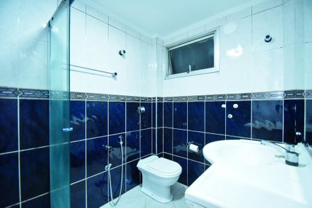 Apartamento para alugar com 70m², 2 quartos e 1 vaga Apartamento para alugar com 70m², 2 quartos e 1 vagabanheiro corredor