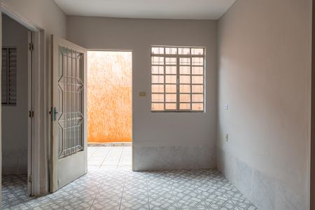 Sala de casa para alugar com 1 quarto, 50m² em Jardim Lajeado, São Paulo