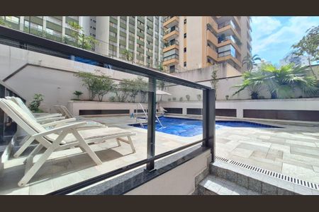 Apartamento à venda com 180m², 4 quartos e 3 vagasPiscina 