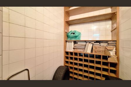 Apartamento à venda com 180m², 4 quartos e 3 vagasDeposito Privativo 