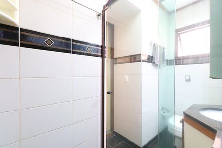 Apartamento à venda com 180m², 4 quartos e 3 vagasBanheiro da Suíte 1