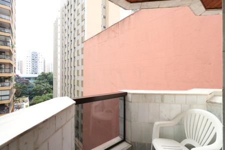 Apartamento à venda com 180m², 4 quartos e 3 vagasVaranda da suíte 2