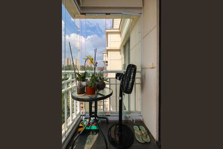 Apartamento à venda com 47m², 2 quartos e 2 vagas Apartamento à venda com 47m², 2 quartos e 2 vagasVaranda da Sala