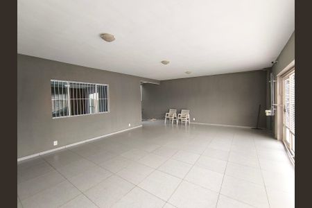 Casa à venda com 191m², 3 quartos e 3 vagasGaragem