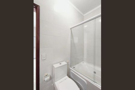 Casa à venda com 191m², 3 quartos e 3 vagasBanheiro da Suíte