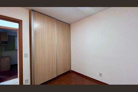 Apartamento à venda com 66m², 2 quartos e 2 vagasquarto 