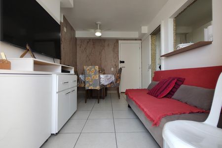 Apartamento para alugar com 56m², 2 quartos e 1 vaga Apartamento para alugar com 56m², 2 quartos e 1 vagaSala