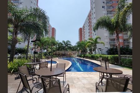 Apartamento para alugar com 56m², 2 quartos e 1 vaga Apartamento para alugar com 56m², 2 quartos e 1 vagaÁrea comum - Piscina