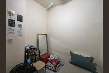 Casa à venda com 70m², 2 quartos e sem vaga