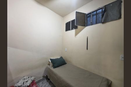 Casa à venda com 70m², 2 quartos e sem vaga