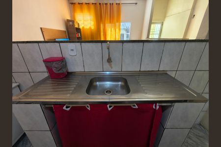 Casa à venda com 70m², 2 quartos e sem vaga