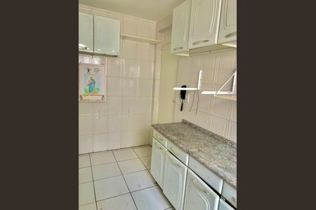 Apartamento para alugar com 76m², 2 quartos e 1 vaga Apartamento para alugar com 76m², 2 quartos e 1 vagaCozinha