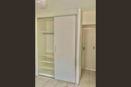 Apartamento para alugar com 76m², 2 quartos e 1 vaga Apartamento para alugar com 76m², 2 quartos e 1 vagaQuarto