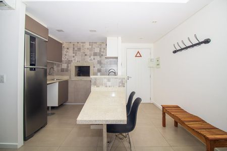 Cozinha de kitnet/studio para alugar com 1 quarto, 35m² em Petrópolis, Porto Alegre