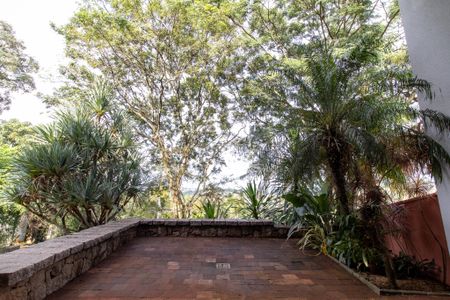 Casa à venda com 385m², 3 quartos e 4 vagas Casa à venda com 385m², 3 quartos e 4 vagasÁrea externa