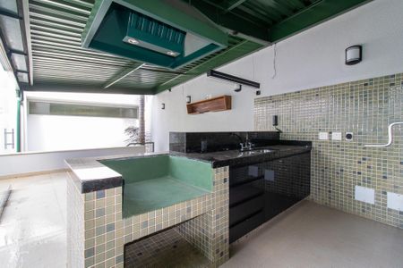 Casa à venda com 385m², 3 quartos e 4 vagas Casa à venda com 385m², 3 quartos e 4 vagasÁrea externa