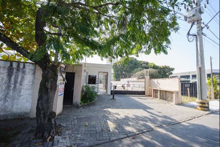 Apartamento para alugar com 69m², 2 quartos e 1 vaga Apartamento para alugar com 69m², 2 quartos e 1 vagaFachada do Condomínio