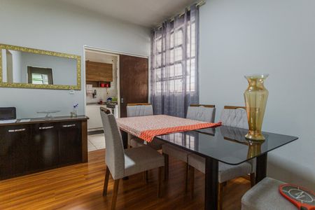 Apartamento à venda com 115m², 3 quartos e 2 vagasCopa
