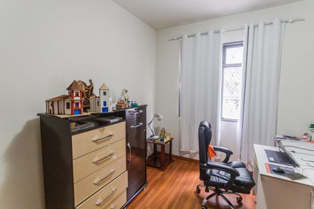 Apartamento à venda com 115m², 3 quartos e 2 vagasQuarto 3