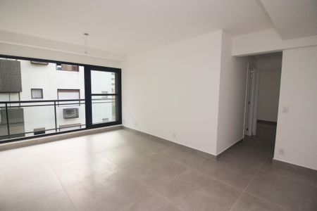 Apartamento à venda com 74m², 2 quartos e 2 vagas Apartamento à venda com 74m², 2 quartos e 2 vagasSala