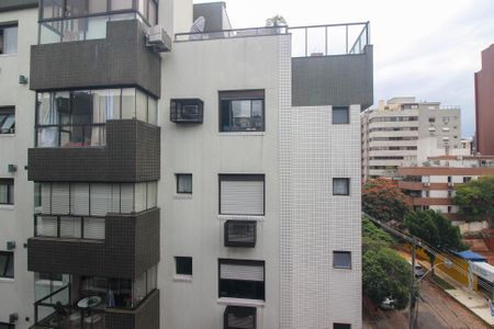 Apartamento à venda com 74m², 2 quartos e 2 vagas Apartamento à venda com 74m², 2 quartos e 2 vagasVista da Sacada