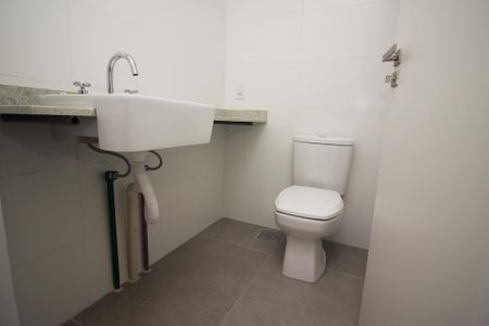 Apartamento à venda com 74m², 2 quartos e 2 vagas Apartamento à venda com 74m², 2 quartos e 2 vagasBanheiro Social