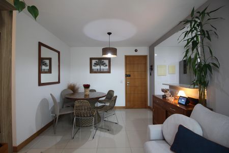 Apartamento à venda com 70m², 3 quartos e 1 vagaSala