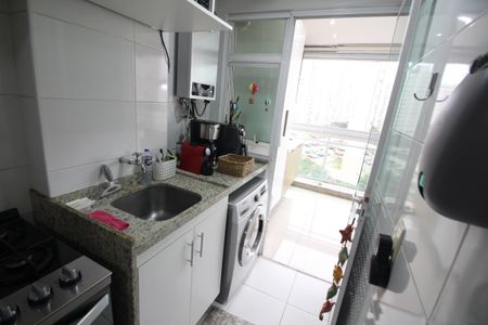 Apartamento à venda com 70m², 3 quartos e 1 vagaÁrea de Serviço