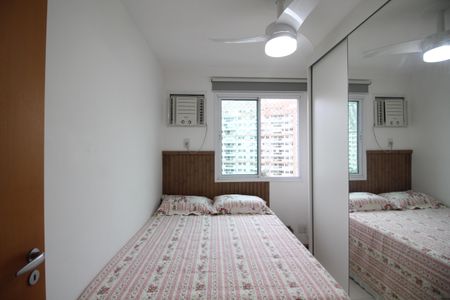 Apartamento à venda com 70m², 3 quartos e 1 vagaQuarto 2