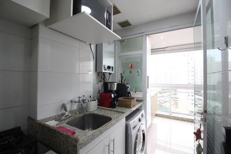 Apartamento à venda com 70m², 3 quartos e 1 vagaÁrea de Serviço