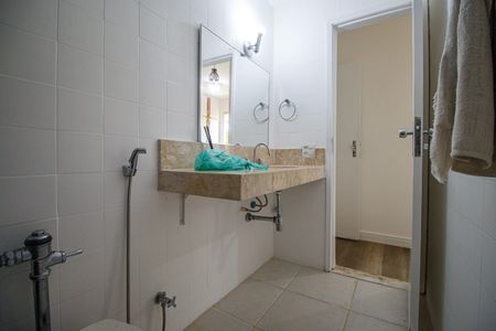 Apartamento à venda com 86m², 2 quartos e 1 vagaBanheiro Suite