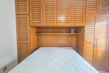 Apartamento para alugar com 1 quarto, 35m² em Jardim Belmar, Guarujá