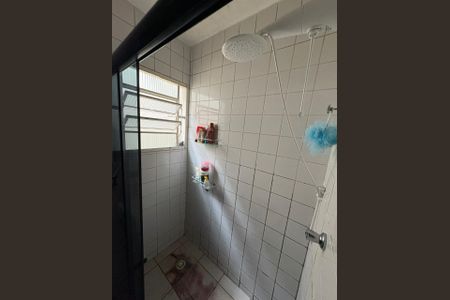 Banheiro de casa para alugar com 2 quartos, 56m² em Loteamento Parque Centenario, Campinas