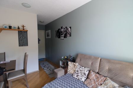 Sala de apartamento à venda com 2 quartos, 47m² em Jardim Ester Yolanda, São Paulo