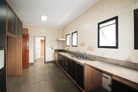 Apartamento à venda com 280m², 4 quartos e 3 vagasCozinha