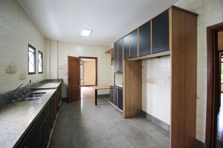 Apartamento à venda com 280m², 4 quartos e 3 vagasCozinha