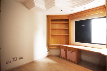 Apartamento à venda com 280m², 4 quartos e 3 vagasSuíte 3