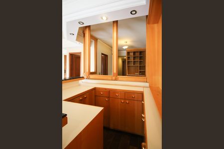 Apartamento à venda com 280m², 4 quartos e 3 vagasSala