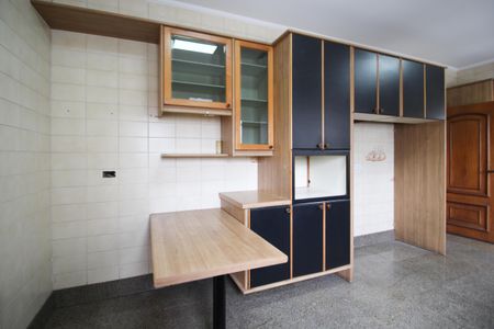 Apartamento à venda com 280m², 4 quartos e 3 vagasCozinha