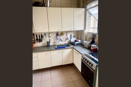 Apartamento à venda com 105m², 3 quartos e 2 vagasCozinha