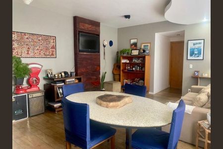 Apartamento à venda com 105m², 3 quartos e 2 vagasSala