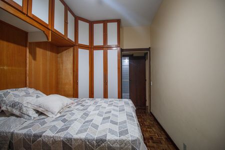 Apartamento à venda com 140m², 3 quartos e 2 vagasQuarto Suite